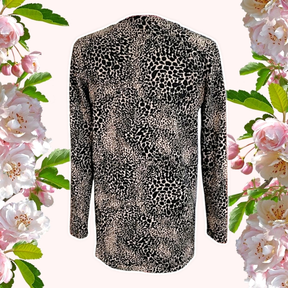 Leopard Print Cardigan - Picture 2 of 8